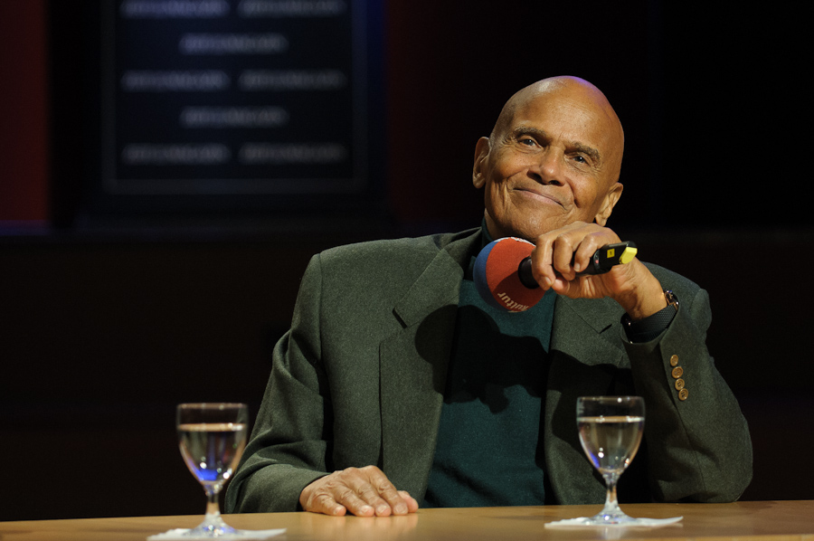 Harry Belafonte bei der Vorstellung seiner Biografie Harry Belafonte bei der Vorstellung seiner Biografie